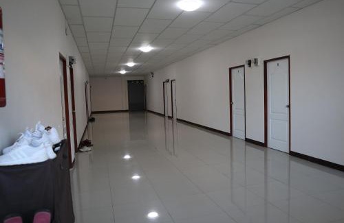 Sakon Nakhon Apartamento | SKF hotel place