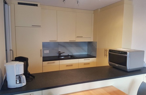 Leukerbad Apartamento | Esquí y Spa en la soleada Valais