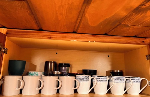 Skykomish Casa | Ski Cabin w/ Hot Tub, Fireplaces – 5 Mins to Slopes, Pet-Friendly, Sleeps 12