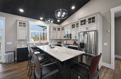 Aurora Casa | Ski, Casino,Concerts! Lawrenceburg has it all!