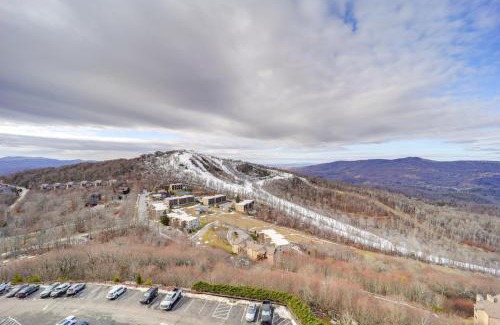Sugar Mountain Apartamento | Ski, Hike and Explore Cozy Condo in Sugar Mountain!