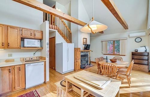 Adirondack Casa | Ski, Hike & More: Adirondack Family Home