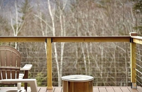 Stockbridge Casa | Ski/MTB Home with Mountain Views near Killington/Woodstock/Green Mountain Trails