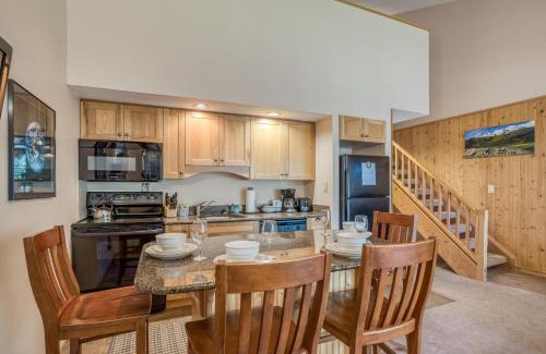 Century West Casa | Ski House 234 - Meredith Lodging