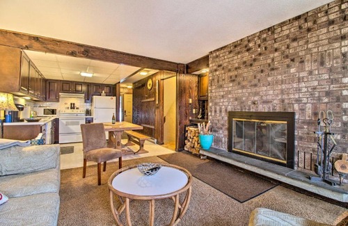 Killington Casa | Ski-In and Ski-Out Pico Mountain Townhome with Fireplace
