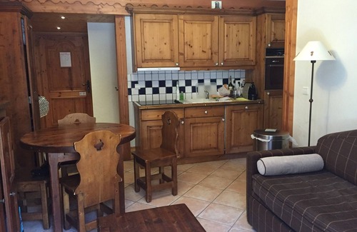 Meribel Village Apartamento | ESQUÍ EN PIE RESIDENCIA PERMANENTE PUEBLO MERIBEL