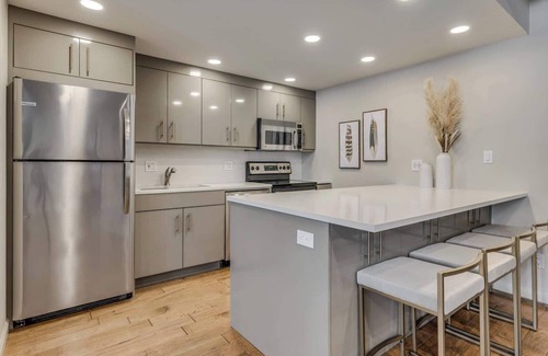 Aspen Apartamento | Ski-in/out! 3 BR, 3 BA Aspen Condo w/ Hot-tub!