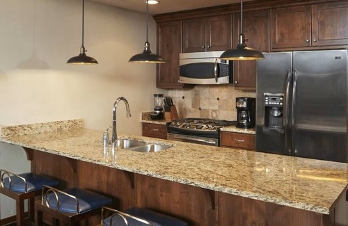 Park City Cabina | Ski-in/out luxury, Hilton Sunrise Lodge, Park City - Sleeps up to 6, 2BR/3BA