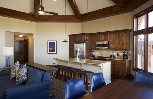 Park City Cabina | Ski-in/out luxury, Hilton Sunrise Lodge, Park City - Sleeps up to 6, 2BR/3BA