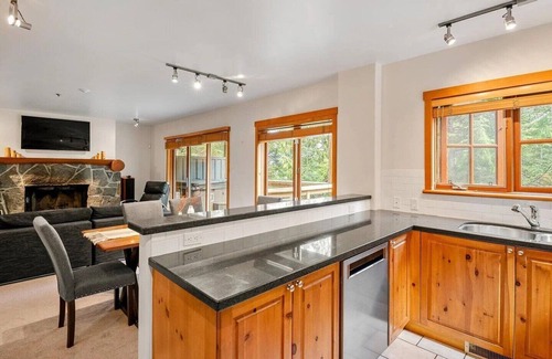 Nordic Estates Apartamento | Ski-In/Out | Private Hot Tub | Garage | Parking