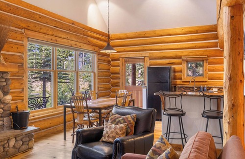 Powder Ridge Cabina | Ski In/Out | Red Cloud Cabin | Big Sky Resort
