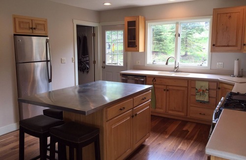 Warrior's Mark West Casa | Ski In / Out, caminata a senderos y ciudad, 4 Bdr Townhome
