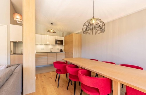Arc-1800 Apartamento | 10.o piso, vista pistas, fitness, piscina, sauna, hammam, balcón, chimenea o estufa a leña, parking