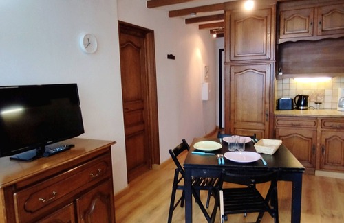Prapoutel Apartamento | Acogedor apartamento a pie de pistas, equipado para 5 con vistas al valle y cerca de todo.