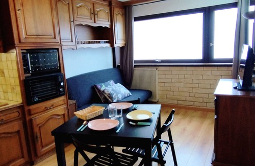 Prapoutel Apartamento | Acogedor apartamento a pie de pistas, equipado para 5 con vistas al valle y cerca de todo.