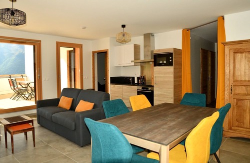 Oz Apartamento | Ski in, ski out apartment. Alpes D'Huez Grand Domaine