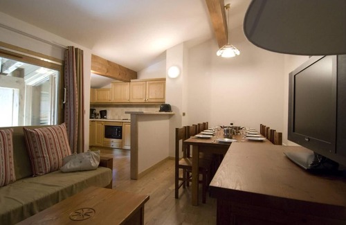 Pralognan-la-Vanoise Apartamento | Centro estación, balcón, tv, local para esquís, 66m², Pralognan-la-Vanoise
