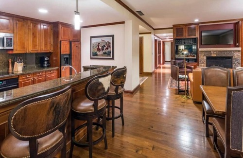 Aspen Complejo | Ski-In/Ski-Out 3-bedroom Condo Ritz Carlton Aspen Highlands