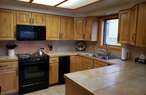 Big Sky Condominio | Esquí en / esquí fuera, 3 BR / 3BA Condo, Bañera de hidromasaje, chimenea en Big Sky Mountain Village
