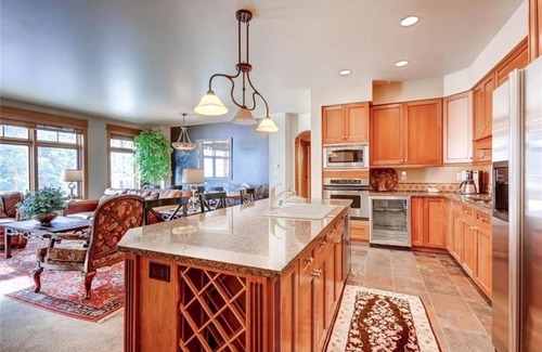 River Run Condominio | Ski-In, Ski-Out en River Run, Lone Eagle / Timbers Condos 4 Bed, Kids Ski Free!