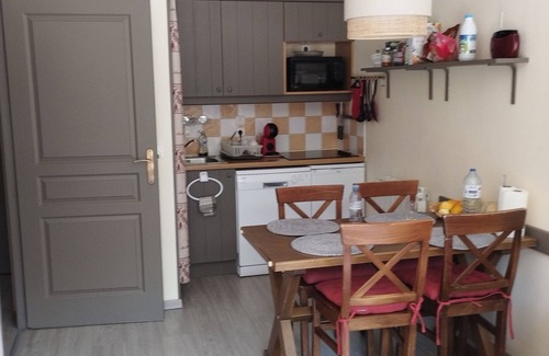 Les Claux Apartamento | Ski in ski out apartment heated pool l'albane