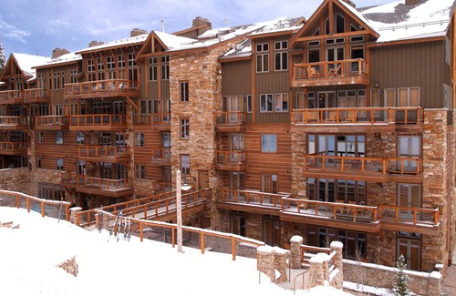 River Run Condominio | Ski-In / Ski-Out Condo con acceso a la piscina, jacuzzi, área de barbacoa + fogata