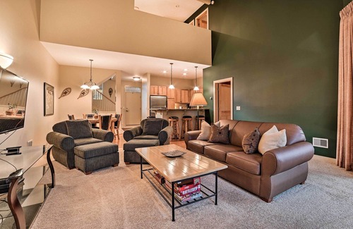 Bellaire Apartamento | Ski-in/ski-out! Cozy Bellaire Resort Retreat!