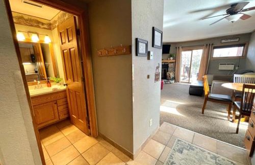 Lutsen Casa | Ski in Ski out Cozy Studio Condo, Pool, Hot Tub, Views of Moose Mtn