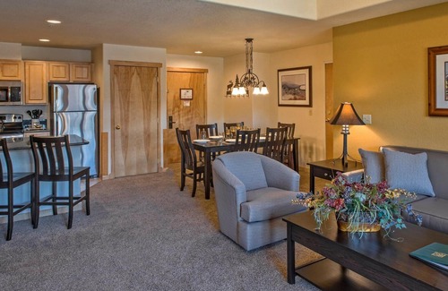 Four O'Clock Cabina | Ski-In/Ski-Out Luxury at Grand Timber Lodge – Breckenridge, CO