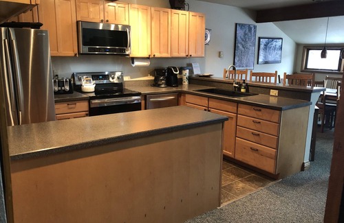 East Village at Copper Casa | Ski-In / Ski-Out Super Bee Lift