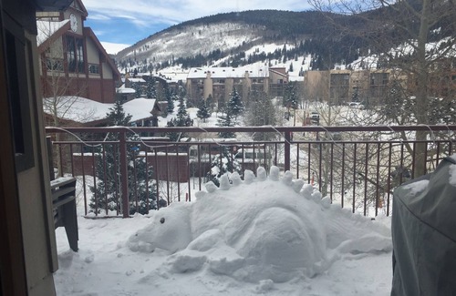 East Village at Copper Casa | Ski-In / Ski-Out Super Bee Lift