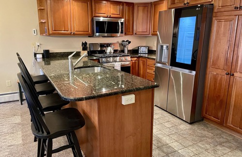 North Troy Condominio | Ski-in, ski-out Village Condo at Jay Peak Resort