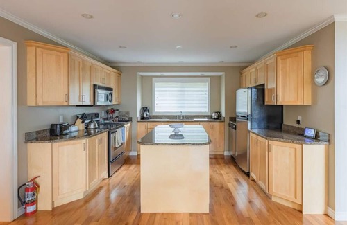 Humber Valley Chalet De Esquí | Ski/Snowboard, Snowmobile, Fishing, Hunting, Hot Tub, Chalet