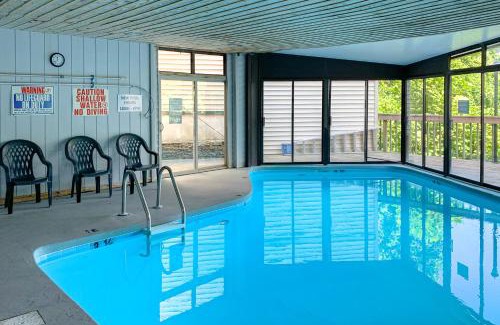 Chalet Village Apartamento | Ski View Mountain Resort - 1102 Ski View Dr #108