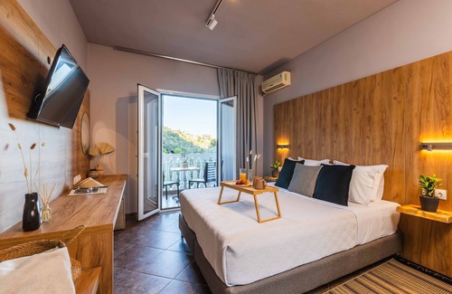 Skiathos Town Casa | Skiathos Avaton Garden