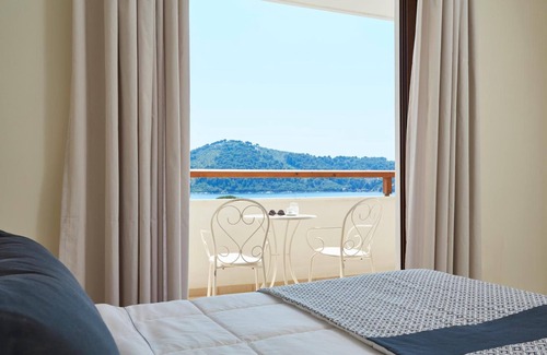 Skiathos Hotel | Skiathos Living