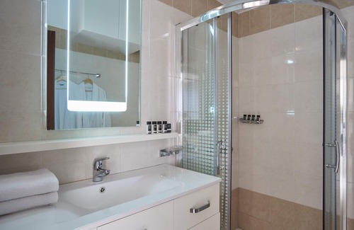 Skiathos Hotel | Skiathos Living