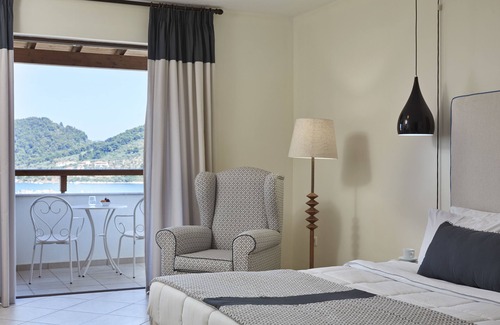 Skiathos Hotel | Skiathos Living