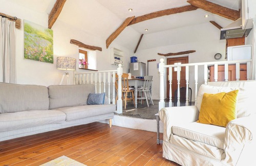 Callington Cabaña | SKIBER LONG, family friendly, character holiday cottage in Launceston