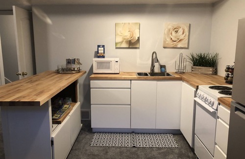 Millcreek Casa | Skiers delight Kitchen, 1.5 bath, laundry, sleeps 4, newly remodeled