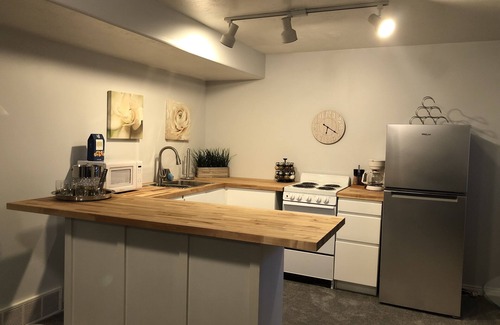 Millcreek Casa | Skiers delight Kitchen, 1.5 bath, laundry, sleeps 4, newly remodeled