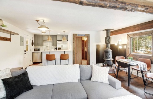 Pine Casa | Skipper's Pine Cabin