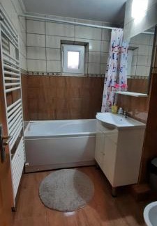 Roman Apartamento | Skirdohome