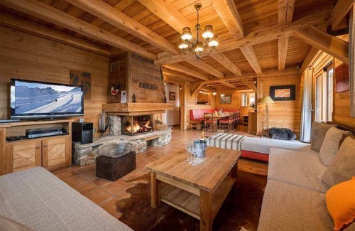Cognet Chalet De Esquí | Skis aux Pieds ! Chalet + Sauna & Jacuzzi Privés