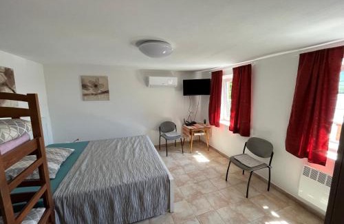 Strachotin Apartamento | Sklípek u Martina
