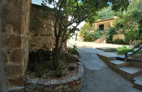 Loutra Edipsou Hotel | Skourtaniotis spa rooms