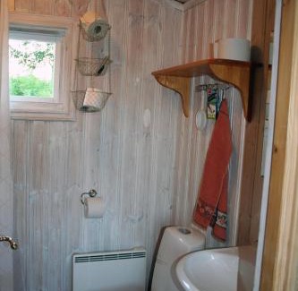 Arjang Casa | Skräddarbo