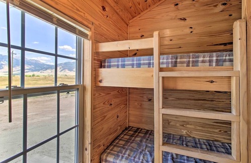Livingston Cabina | Skwala Cabin (Cabin #6)