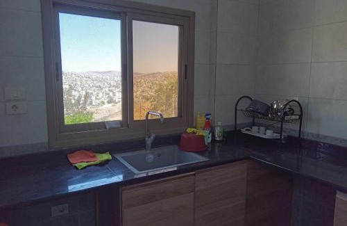 Jerash Apartamento | Sky 2