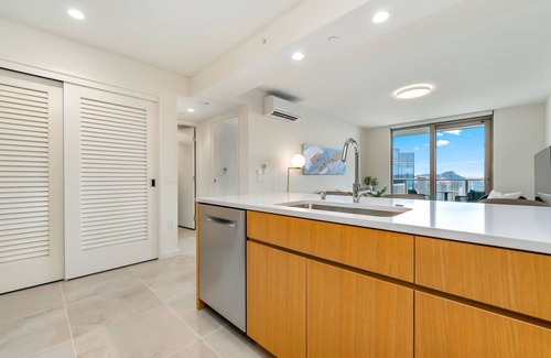 Ala Moana Condominio | Sky Ala Moana 4005: 1 BR, 1 BA Condominium in Honolulu, Sleeps 2